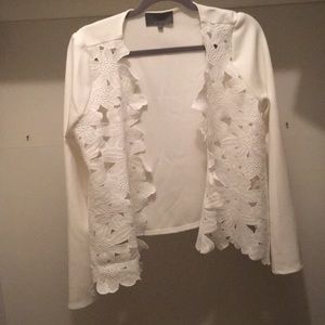 Anthropologie embroidered white long sleeve jacket